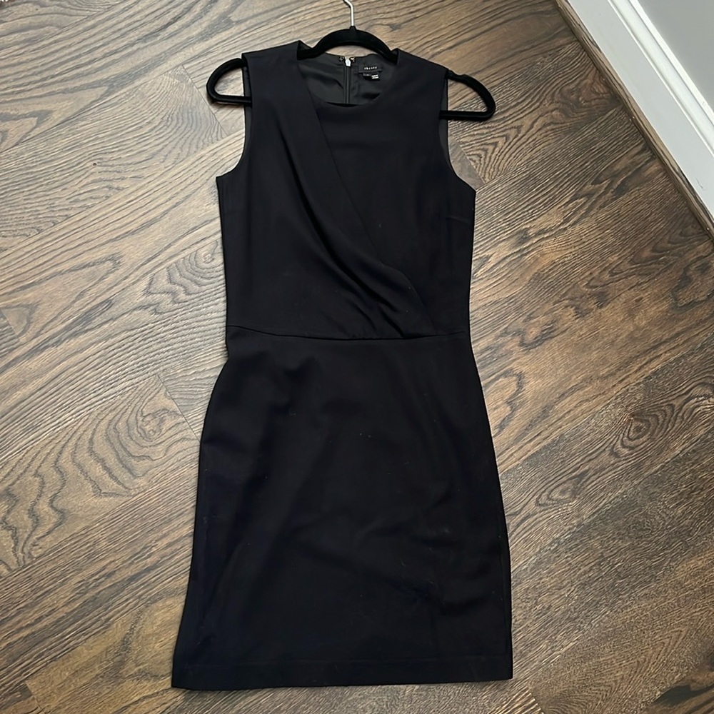 PRICE DROP!‼️ Theory dress size 2